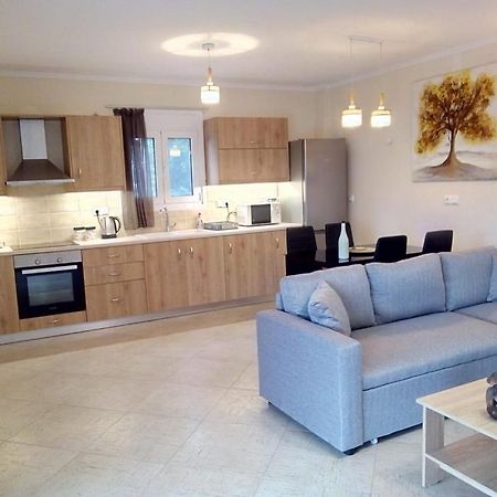 Aliveri Flat With Sea View מראה חיצוני תמונה