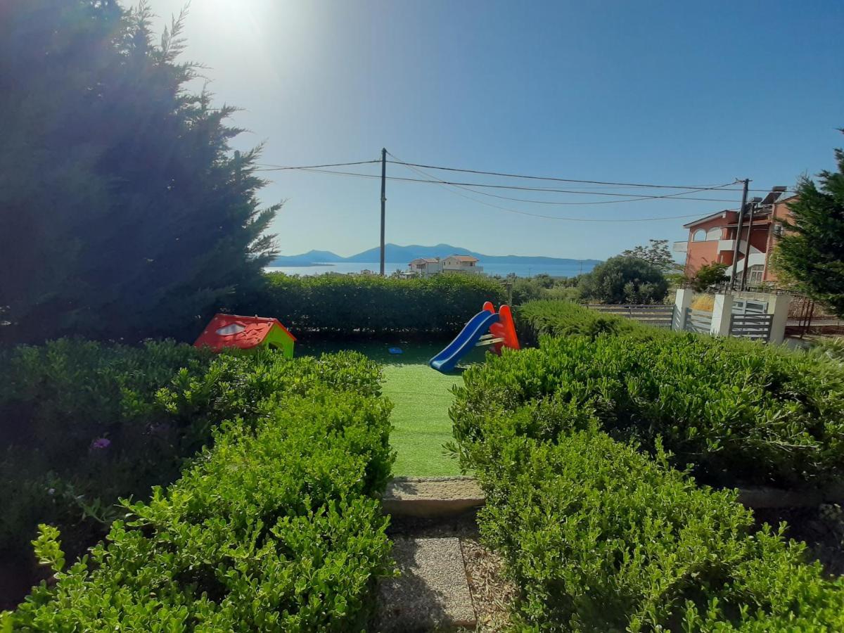 Aliveri Flat With Sea View מראה חיצוני תמונה