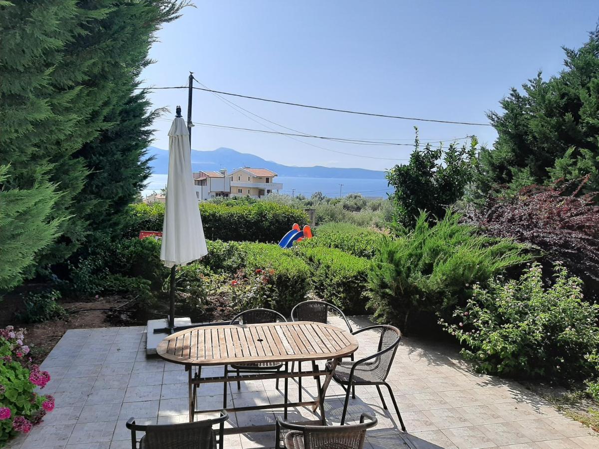 Aliveri Flat With Sea View מראה חיצוני תמונה