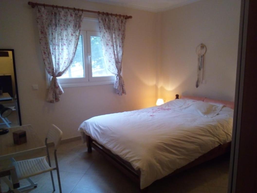 Aliveri Flat With Sea View מראה חיצוני תמונה