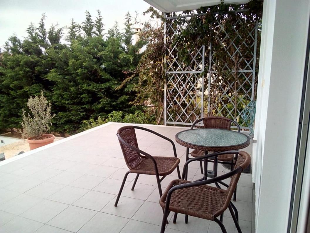 Aliveri Flat With Sea View מראה חיצוני תמונה