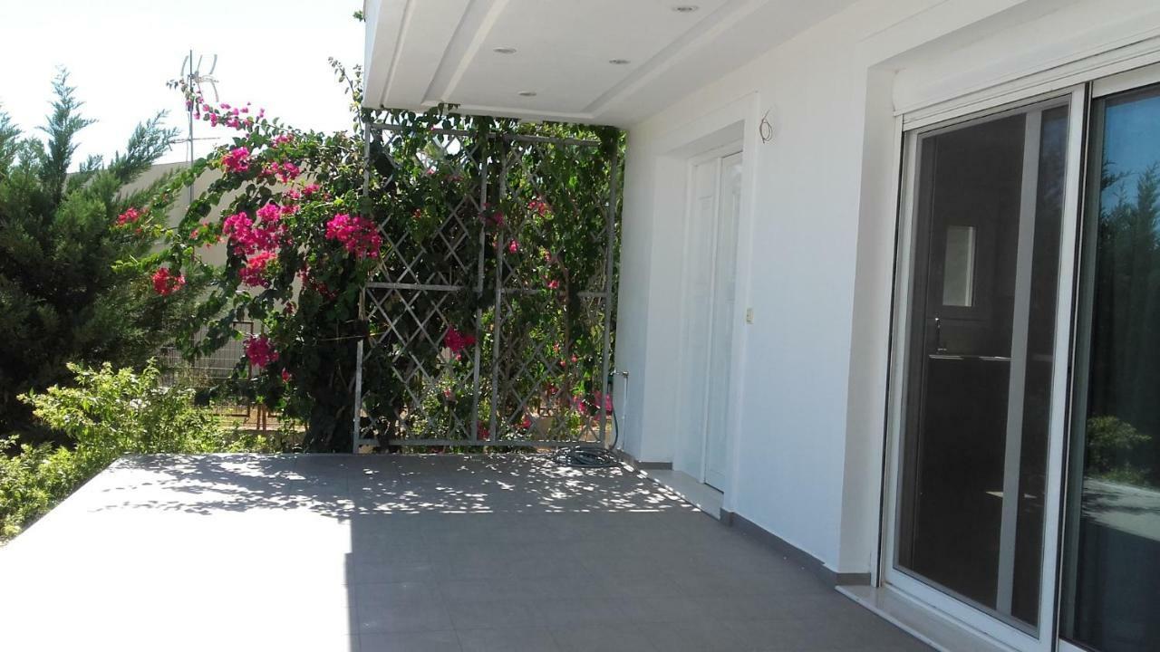Aliveri Flat With Sea View מראה חיצוני תמונה