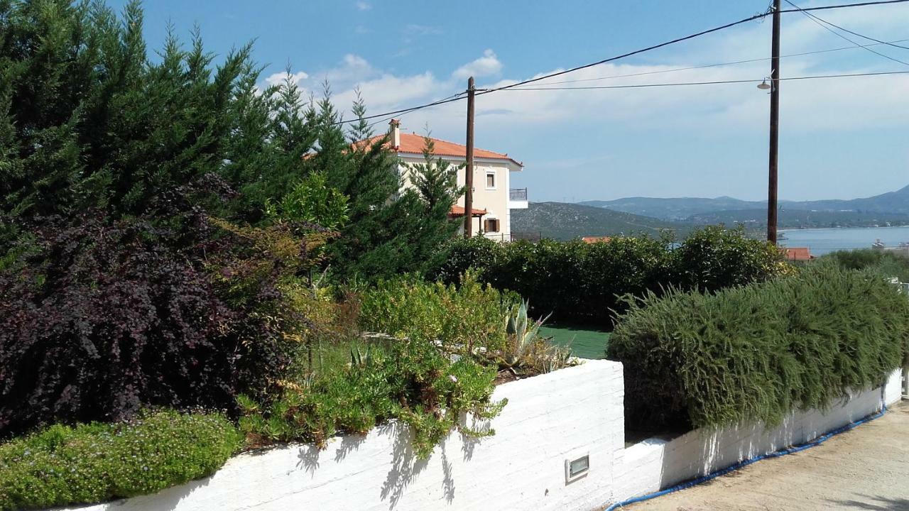 Aliveri Flat With Sea View מראה חיצוני תמונה